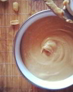 Домашняя арахисовая паста хрустящая