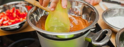 фруктовый десерт в шоколадных корзиночках. Шаг 2