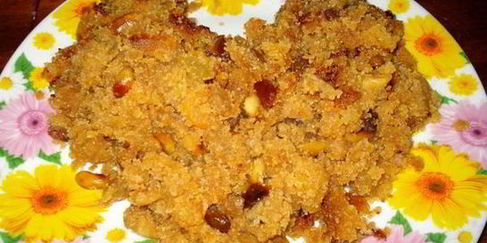 Халава — пудинг из манной крупы