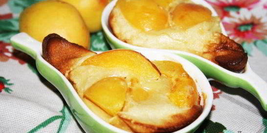 Клафути с абрикосом