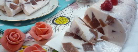 клубничные кубики с ванилью в йогуртовом желе. Шаг 8