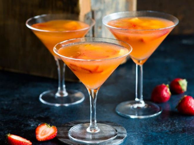 Рецепт коктейля парящие в сангрии фрукты