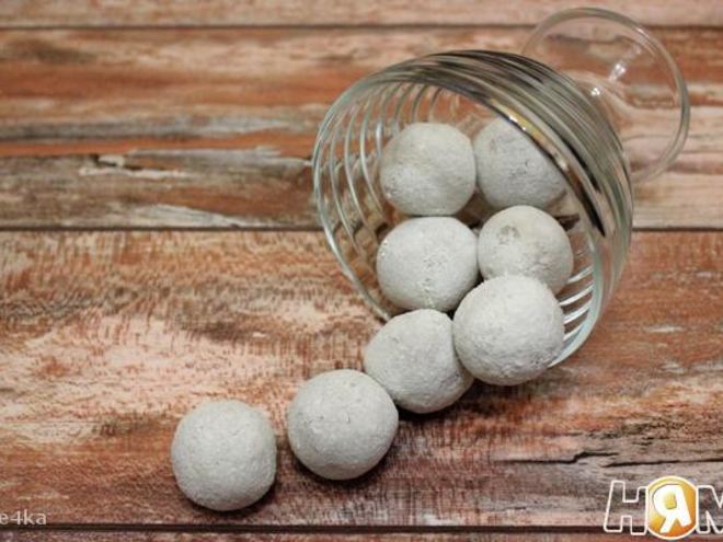 Рецепт чечевичных конфет с миндалем