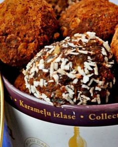 Конфеты из чечевицы и фиников