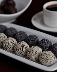 Конфеты из сухофруктов и орехов