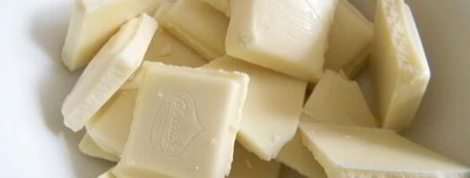 конфеты клубника в белом шоколаде. Шаг 3