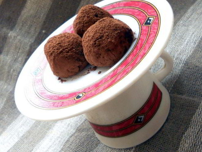 Рецепт шоколадных конфет с пралине из кешью