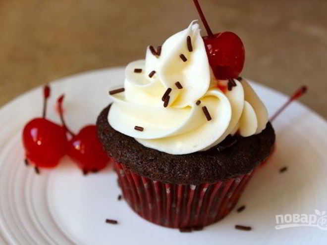 Рецепт белкового крема на водяной бане