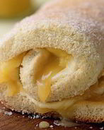 Бисквитный рулет с заварным кремом