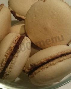 Макаруны с шоколадным кремом