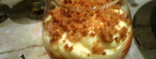 малиновый десерт с кремом патисьер и штрейзелем. Шаг 9