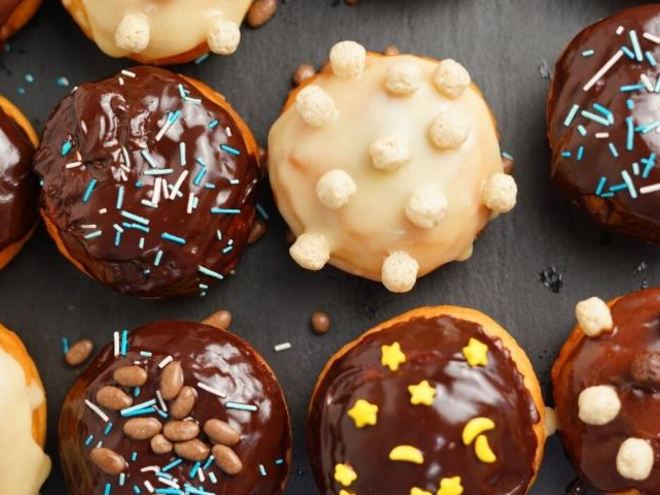 Рецепт пончиков берлинеры с заварным кремом и шоколадной помадкой