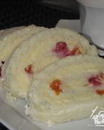 Рулет на белках с заварным кремом