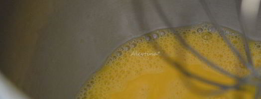 рулет со швейцарским маслянным кремом. Шаг 2