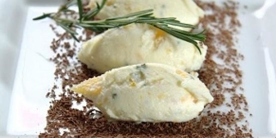 Шоколадный крем с маскарпоне и розмарином