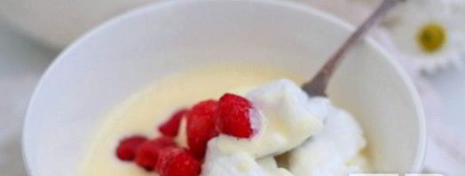 снежки с малиной и кремом. Шаг 4