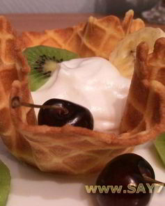 Вафельные корзиночки с белковым кремом