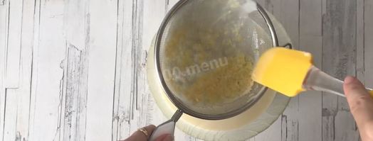 лимонная панна котта с ревеневым соусом. Шаг 6