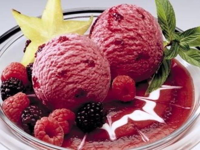 Рецепт малинового мороженого