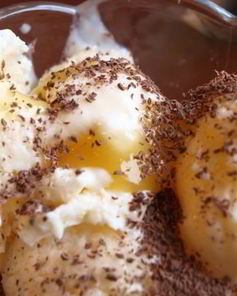 Мороженое под соусом