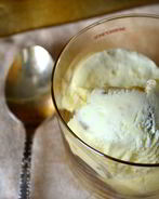 Мороженое с орешками