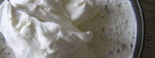 торт-мороженое с безе и красными ягодами. Шаг 21