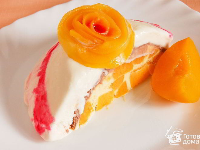 Рецепт торта-мороженого с консервированными персиками