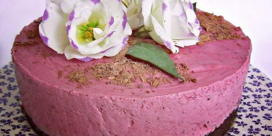 Торт-мороженое Ягодно-ореховый дуэт