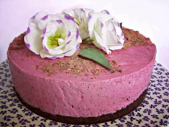 Рецепт торта-мороженого ягодно-ореховый дуэт