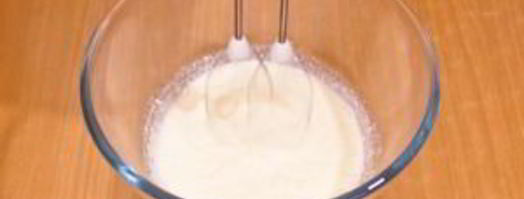 ванильно-шоколадное мороженое в шоколадной глазури. Шаг 3