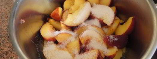 ванильное мороженое с персиками. Шаг 2