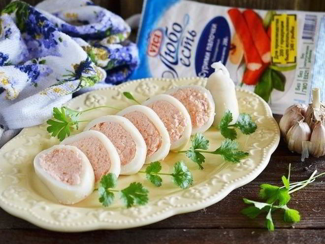 Рецепт кальмара, фаршированного крабовым муссом
