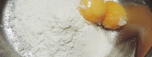 клюквенный торт-мусс с миндальным пралине праздничный. Шаг 14