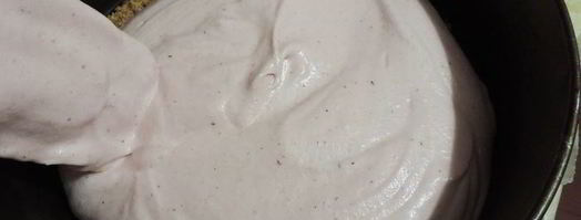 клюквенный торт-мусс с миндальным пралине праздничный. Шаг 29