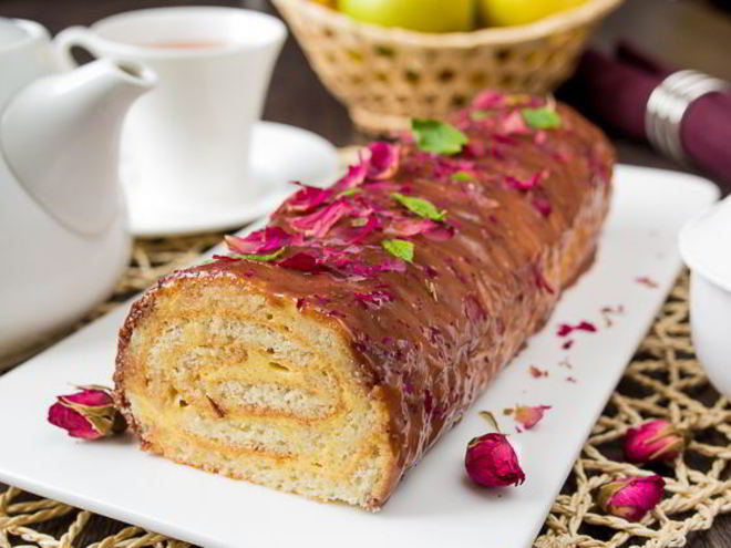 Рецепт миндального рулета с манговым муссом