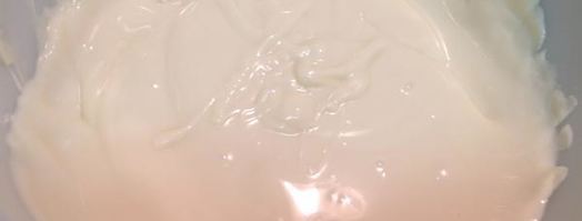 мусс из белого шоколада с персиками. Шаг 2