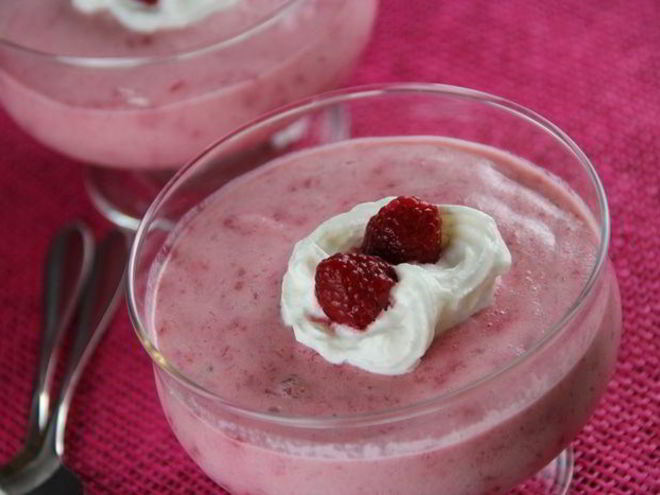 Рецепт мусса из малины и сгущенного молока