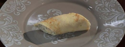 рулет с муссом из трески и брусничным соусом. Шаг 6