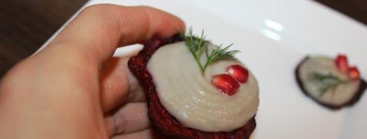 селедочный мусс на свекольных чипсах. Шаг 7