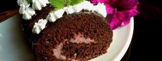 шоколадный рулет с черничным муссом. Шаг 11