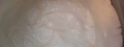 сливы в сиропе с муссом из белого шоколада. Шаг 5