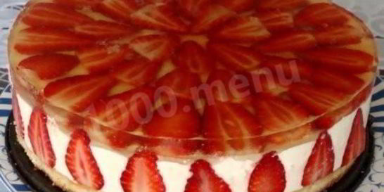 Торт-мусс Клубника с шампанским