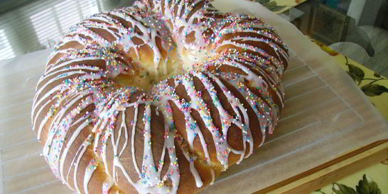 Итальянский пасхальный хлеб