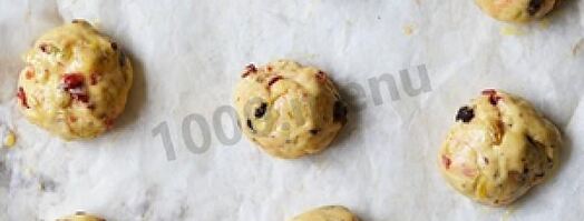 крестовые пасхальные булочки с изюмом. Шаг 10