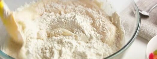 кулич пасхальный медовый на воде с цукатами и изюмом. Шаг 7