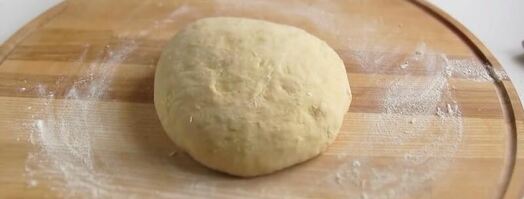 кулич пасхальный медовый на воде с цукатами и изюмом. Шаг 10