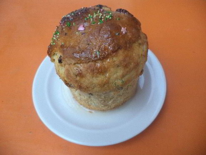 Рецепт кулича с изюмом и цукатами