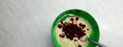 кулич с вишней и клюквой. Шаг 3