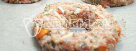 пасхальные мясные колечки с яйцом. Шаг 6