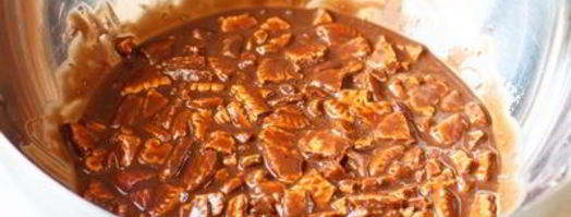 шоколадная колбаса с ромом и фисташками. Шаг 9